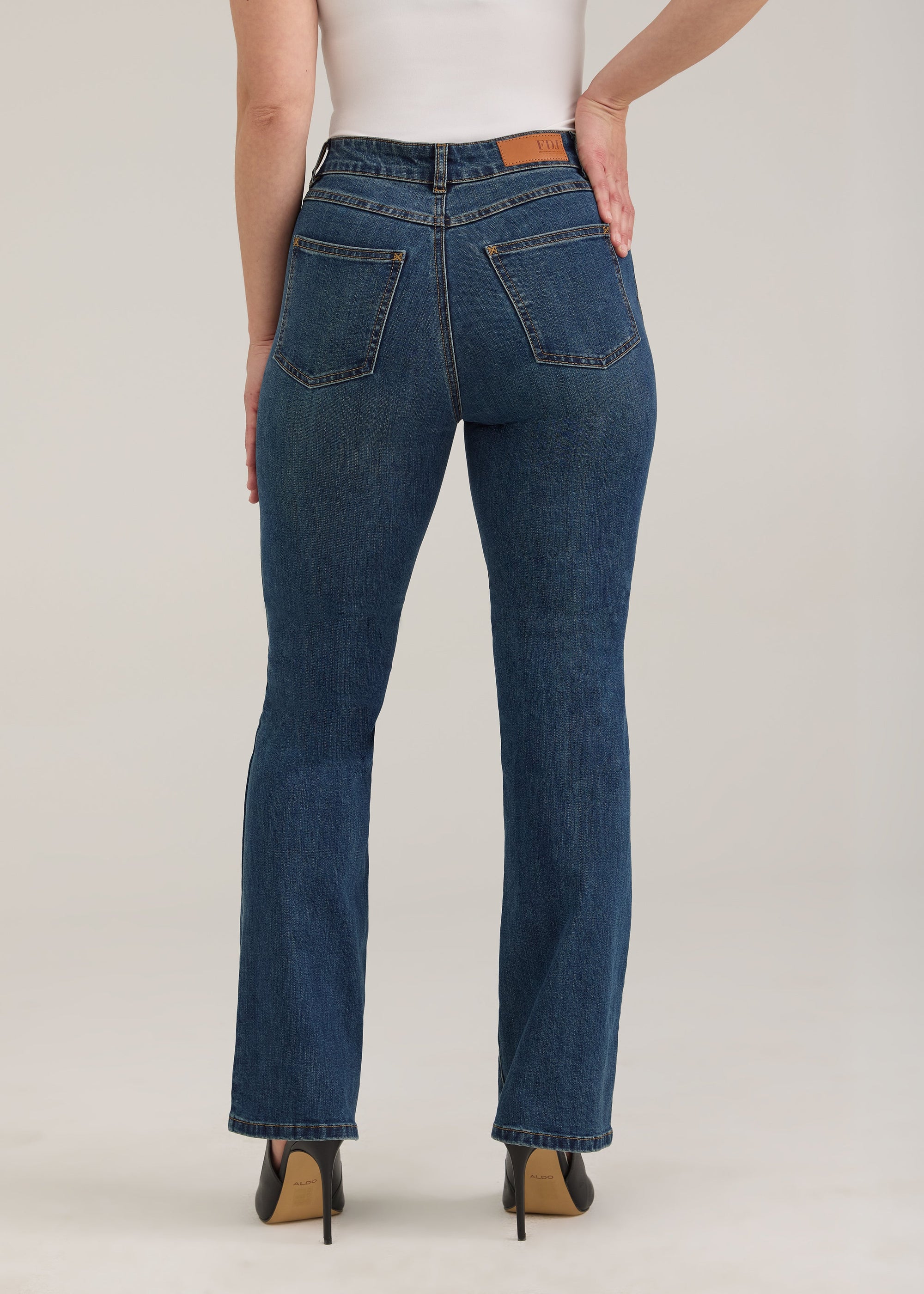 BOOTLEG DENIM | CHRISTINA-Denim-FRENCH DRESSING JEANS-Coriander