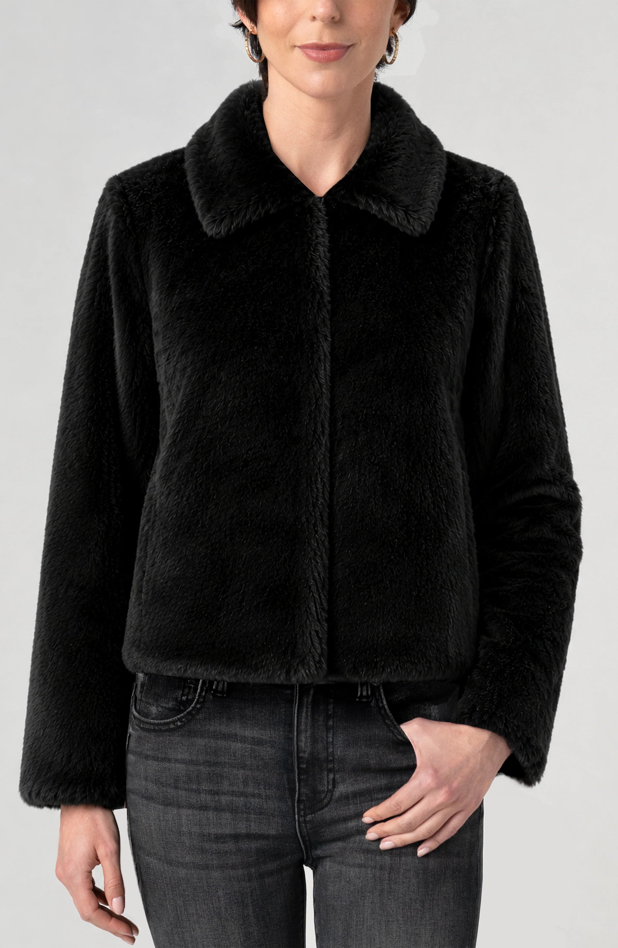 FAUX FUR JACKET | BLACK