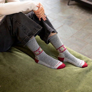 AUG 6141 NORDIC TWIST CREW LIGHTWEIGHT WITH CUSHION-Uncategorised-DARN TOUGH-Coriander