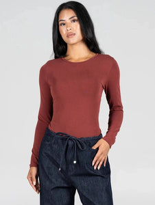 BAMBOO TOP | LONG-SLEEVED CREW NECK-Basics-CEST MOI-ONE-CINNAMON-Coriander