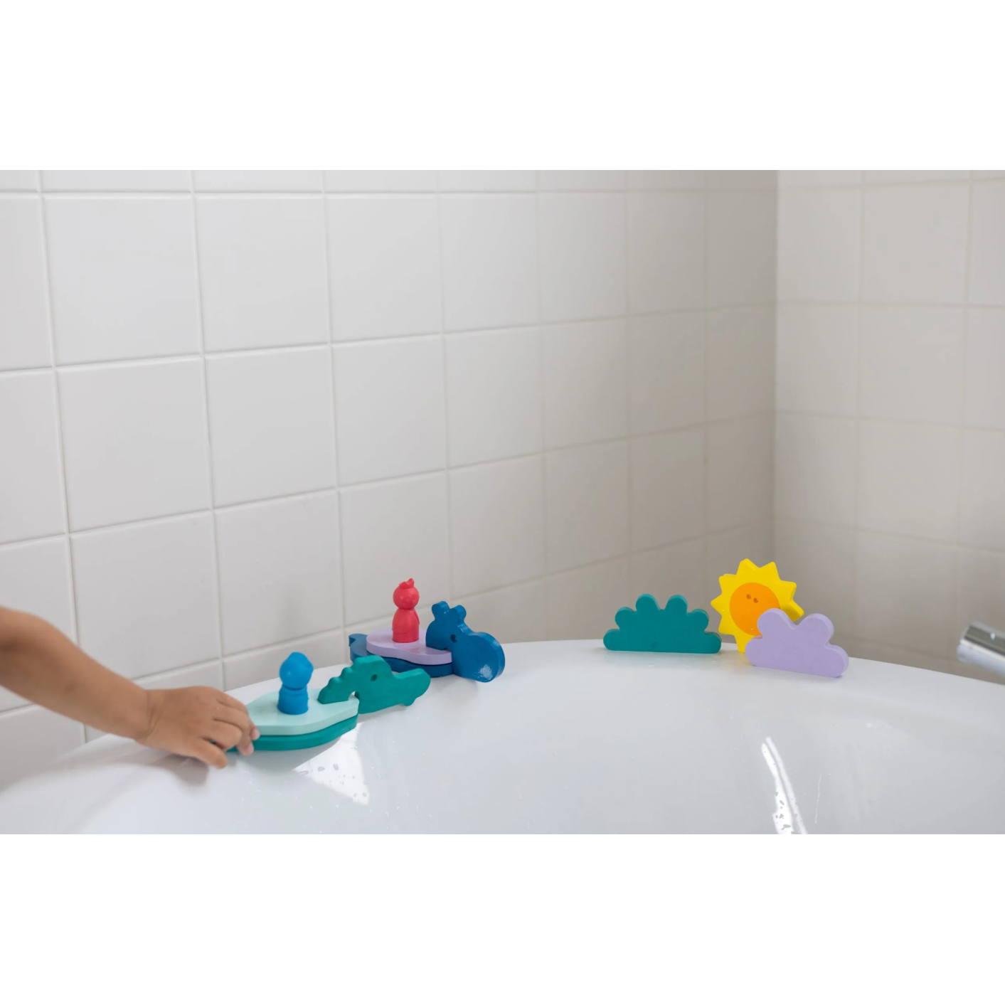 BATH-TIME TOY | INTO THE JUNGLE-Uncategorised-QUUT-Coriander