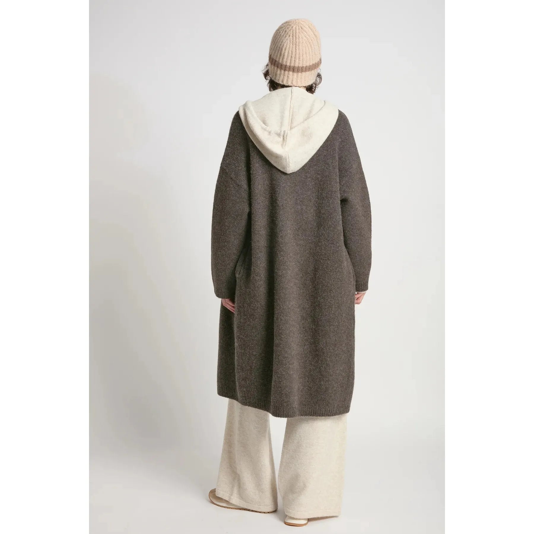 LONG CARDIGAN | SOFT FLOWING-Jackets & Sweaters-LOOK BY M-Coriander