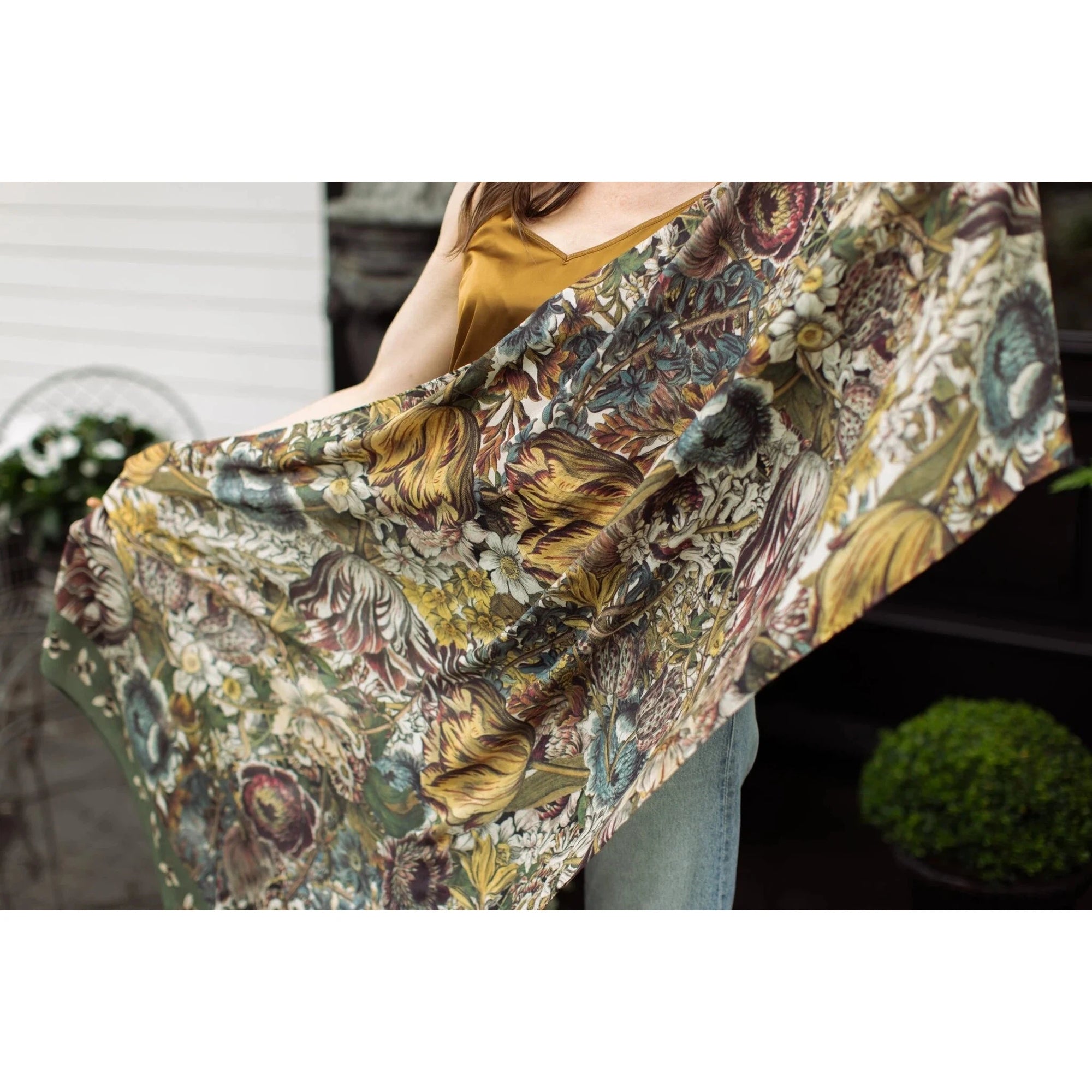 Botanical scarf column dress best sale