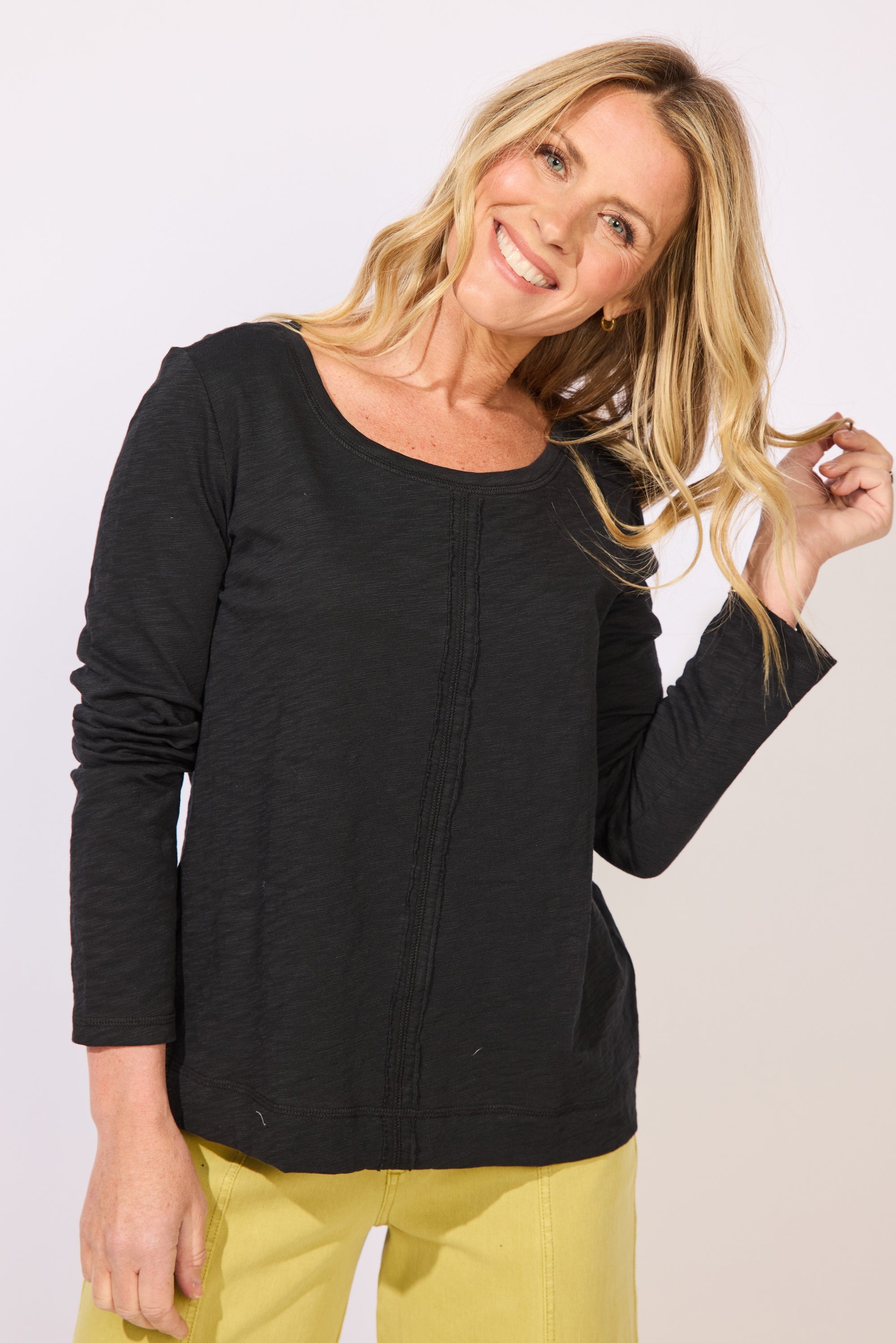 L/S TEE | STAY CENTERED-Tops-ESCAPE-SMALL-BLACK-Coriander