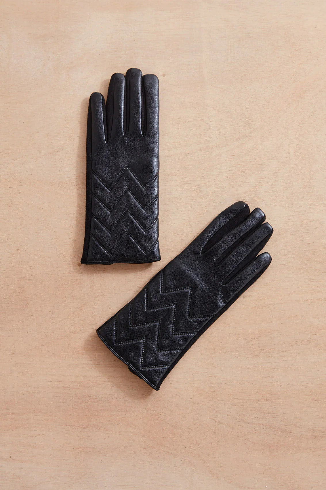 QUILTED FAUX LEATHER GLOVES-Uncategorised-LOOK BY M-BLACK-Coriander