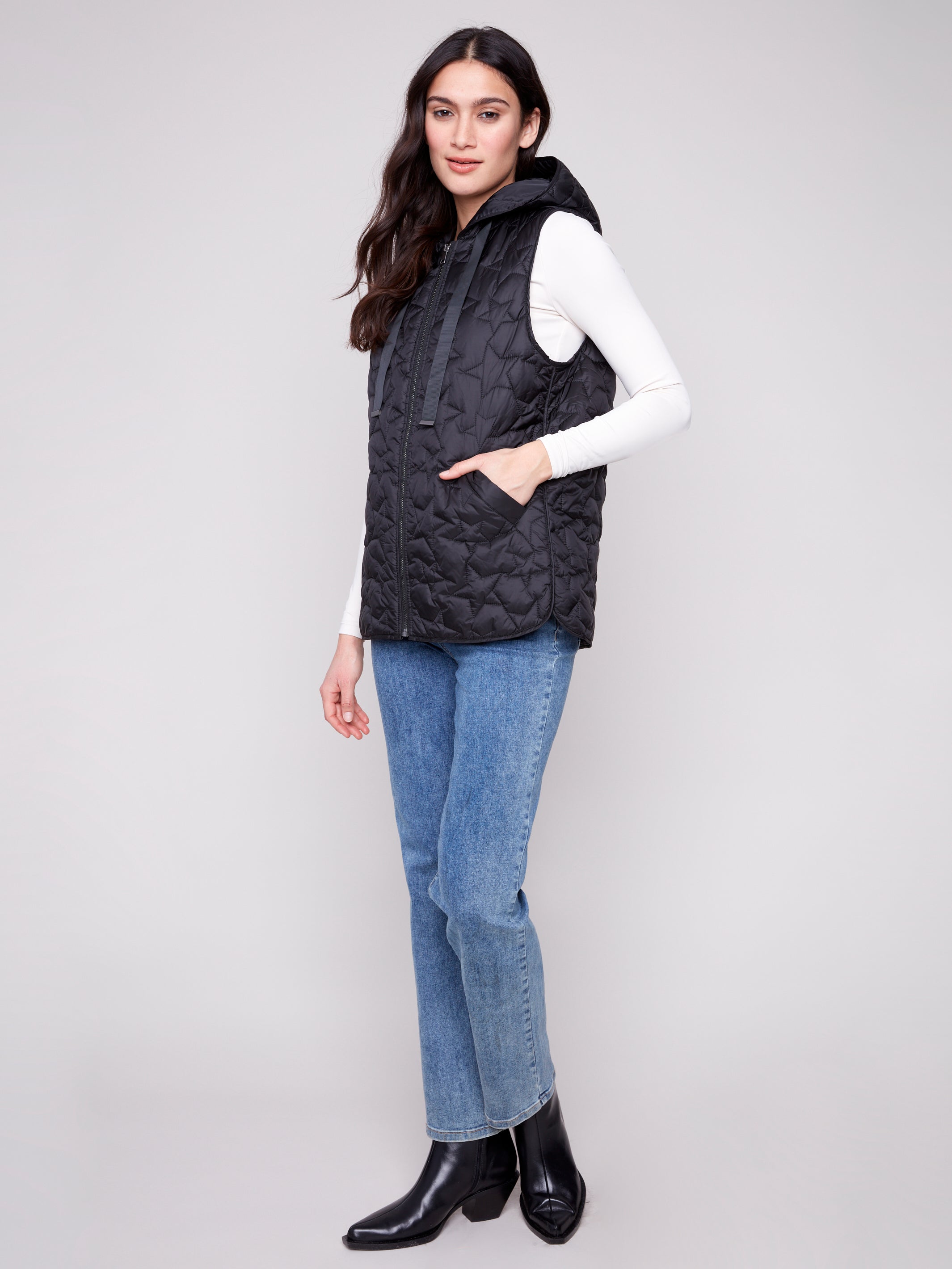 QUILTED SHORT VEST | STAR: BLACK-Jackets & Sweaters-CHARLIE B-Coriander