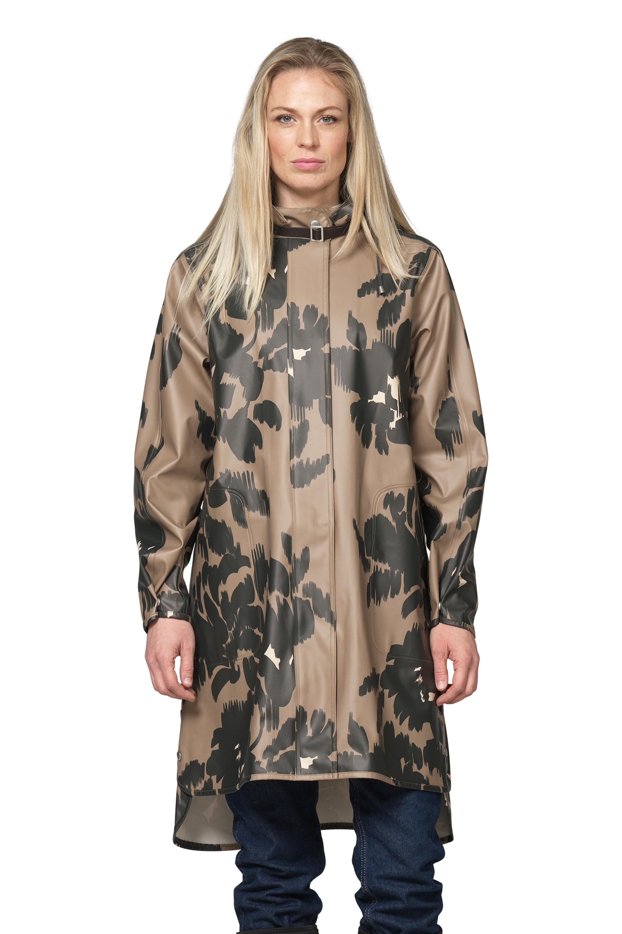 RAINCOAT | RAIN71P: FLORAL-Jackets & Sweaters-ILSE JACOBSEN-38-FLORAL-DECORS 732-Coriander