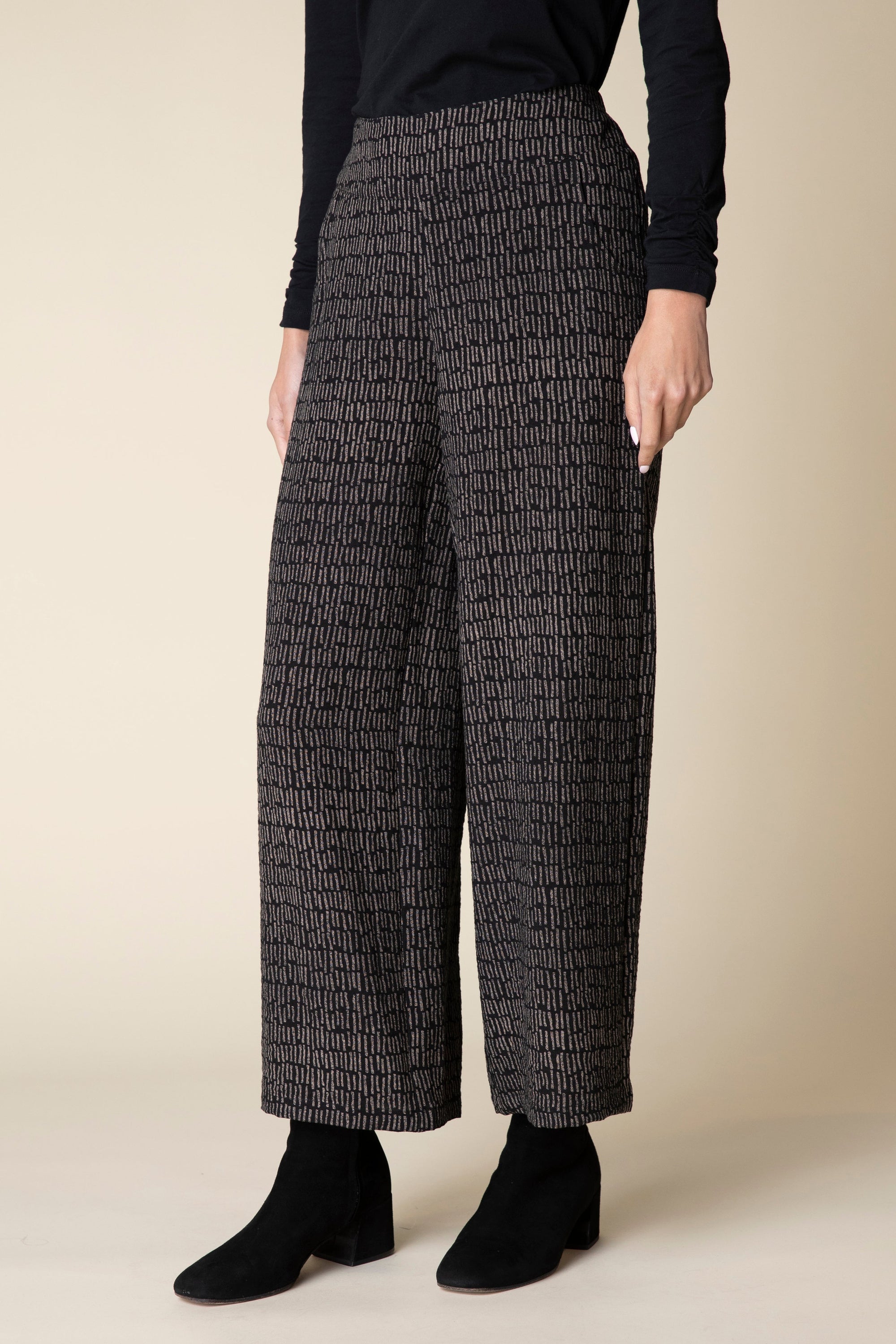 RELAXED ANKLE PANT-Bottoms-HABITAT-SMALL-Black-Coriander