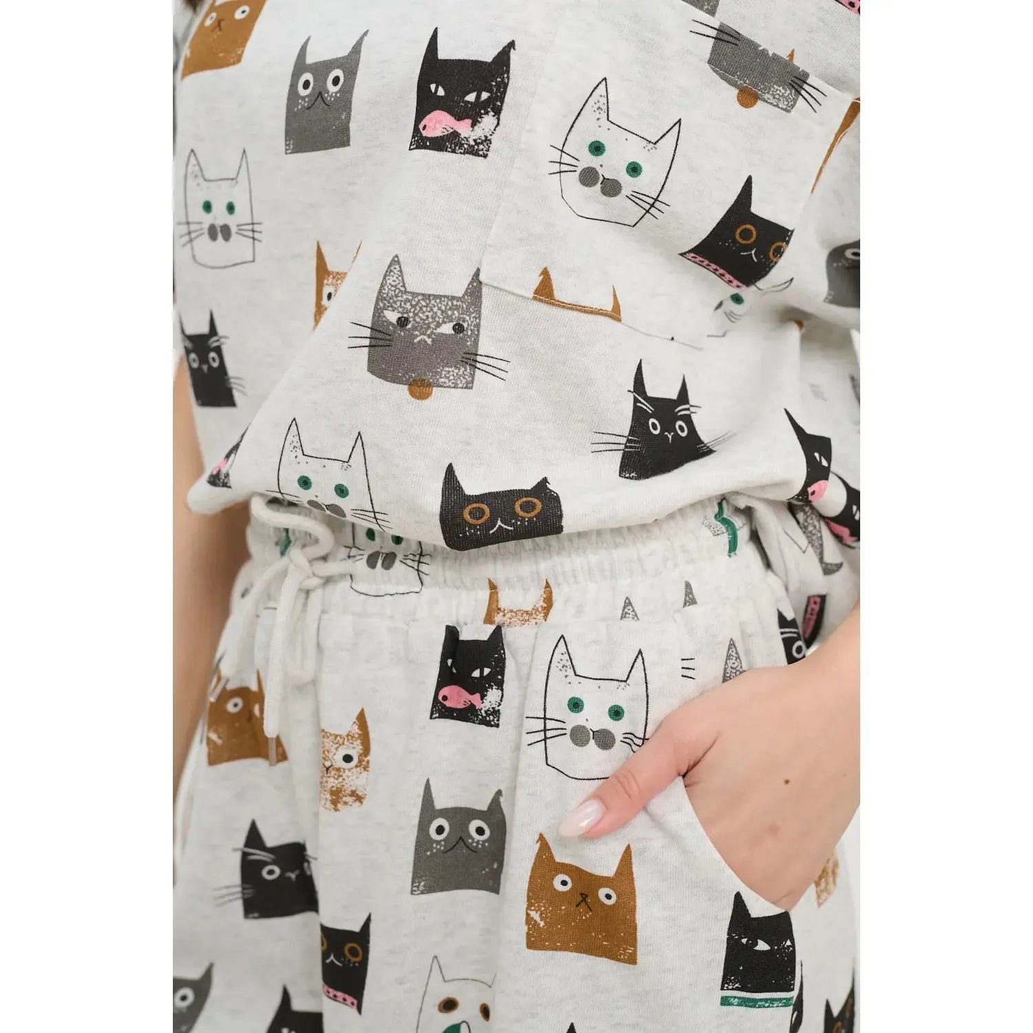 RELAXED T-SHIRT | KITTEN FACE-Top-SM WARDROBE-Coriander