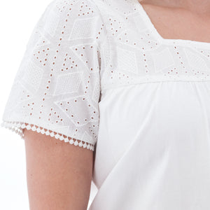 SHELLE EYELET SWING TOP-Top-AVENTURA-Coriander