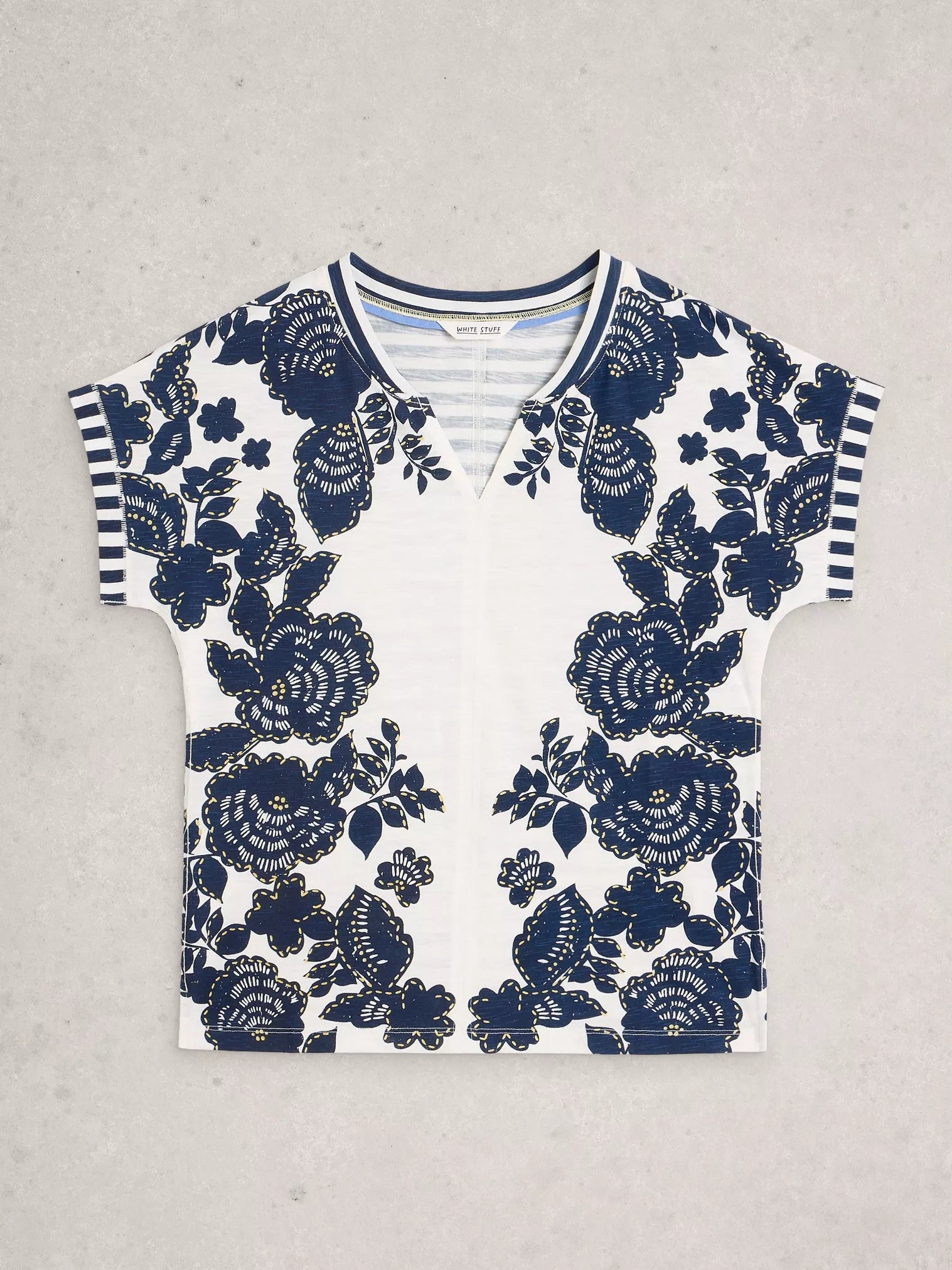 S/S TEE | NELLY NOTCH NECK-Top-WHITE STUFF-Coriander