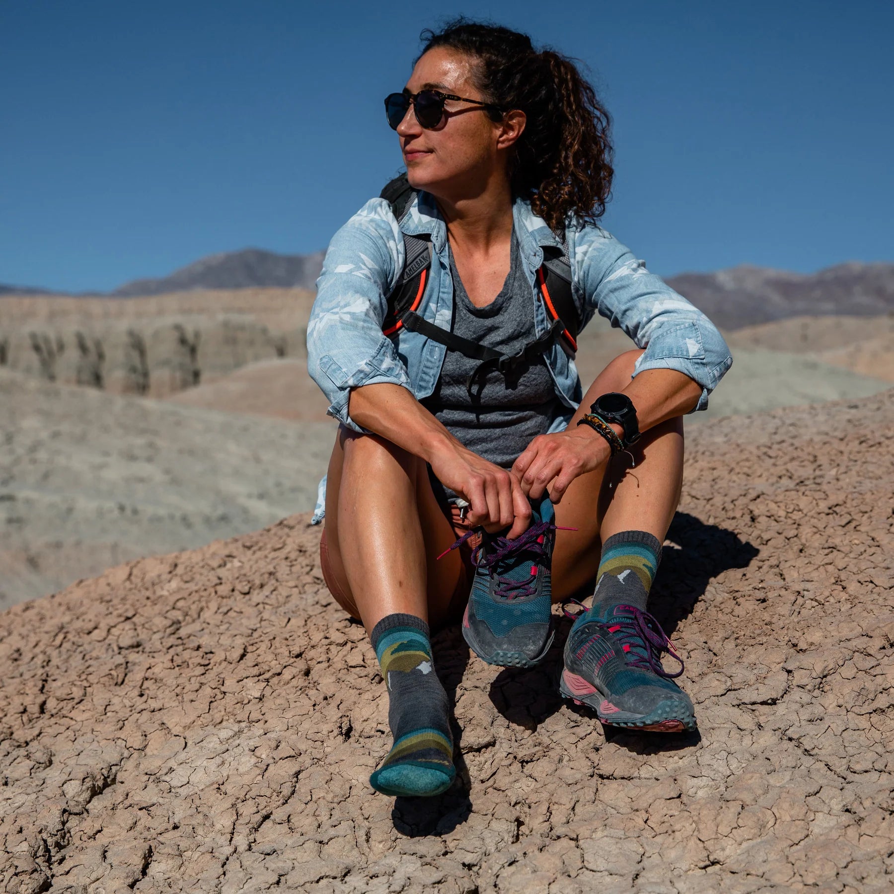 SUNSET LEDGE MICRO CREW WOMEN'S SOCKS-Socks & Footwear-DARN TOUGH-Coriander