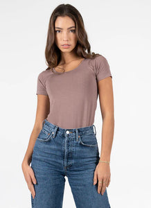 TOP | SHORT SLEEVE SCOOP NECK-Tops-CEST MOI-ONE-MOCHA-Coriander