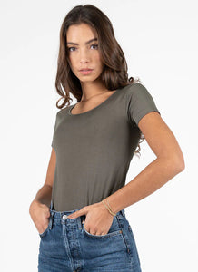 TOP | SHORT SLEEVE SCOOP NECK-Tops-CEST MOI-ONE-OLIVE-Coriander