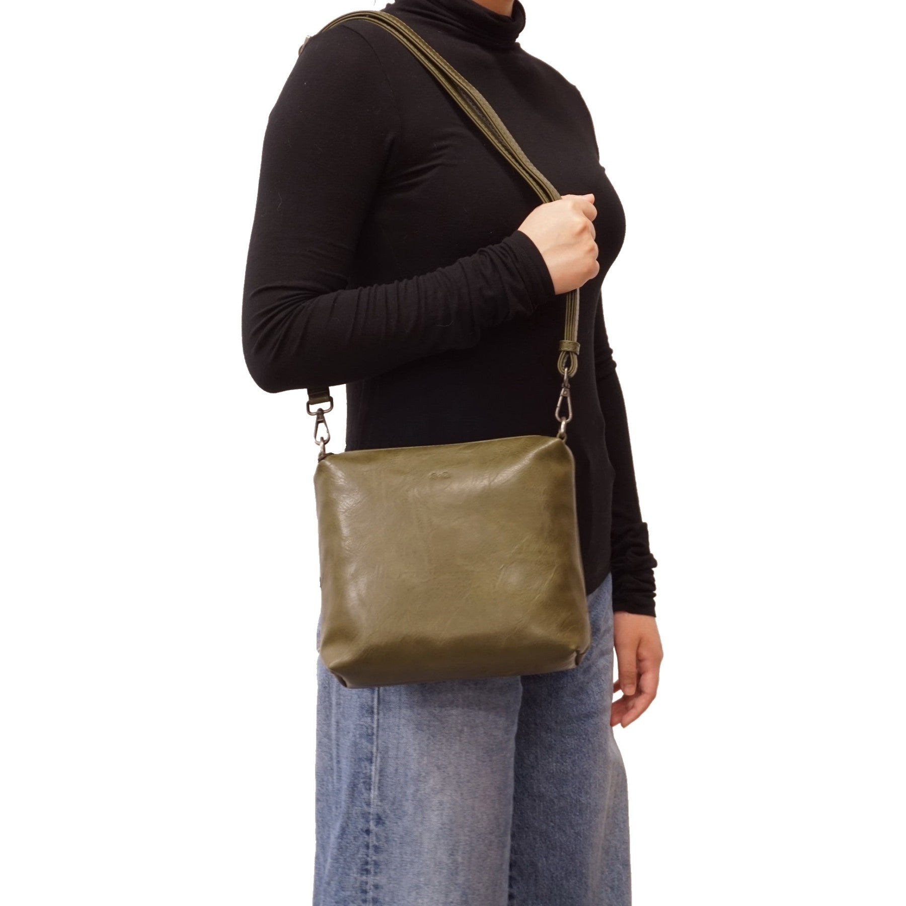 VEGAN 2-IN-1 REVERSIBLE HOBO BAG | FREDA-Bags & Wallets-S-Q-Coriander