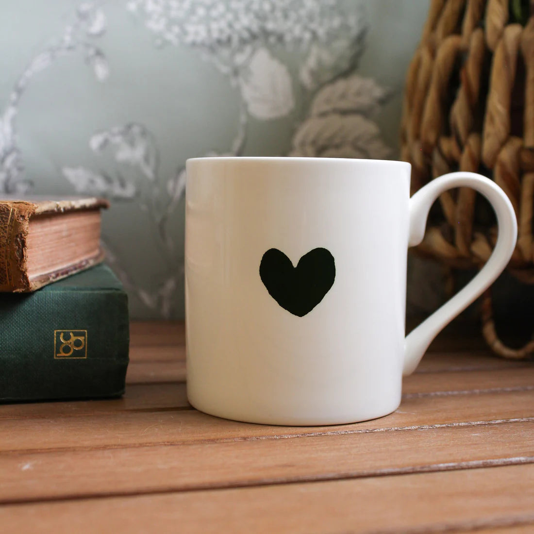 WEE HEART MUG | BLACK 350ML