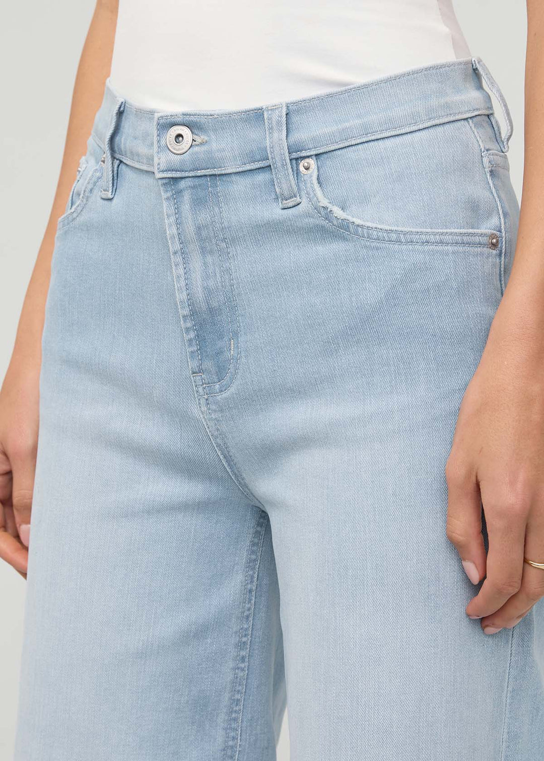 WOMEN'S JEAN | PERFORMANCE HIGH RISE WIDE LEG CROP-Denim-DUER-Coriander