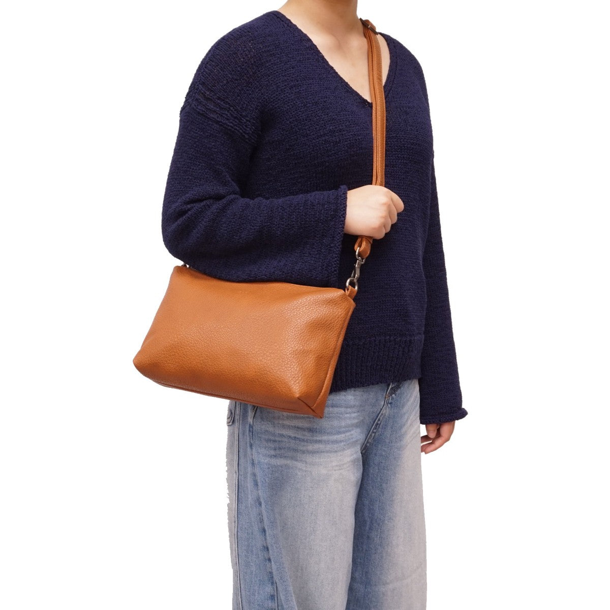 VEGAN 2N1 REVERSIBLE HOBO | KENDRA