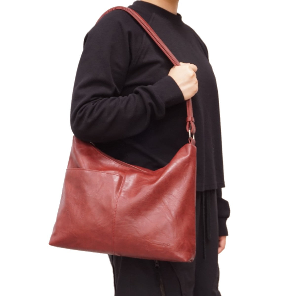VEGAN CROSSBODY | HODA