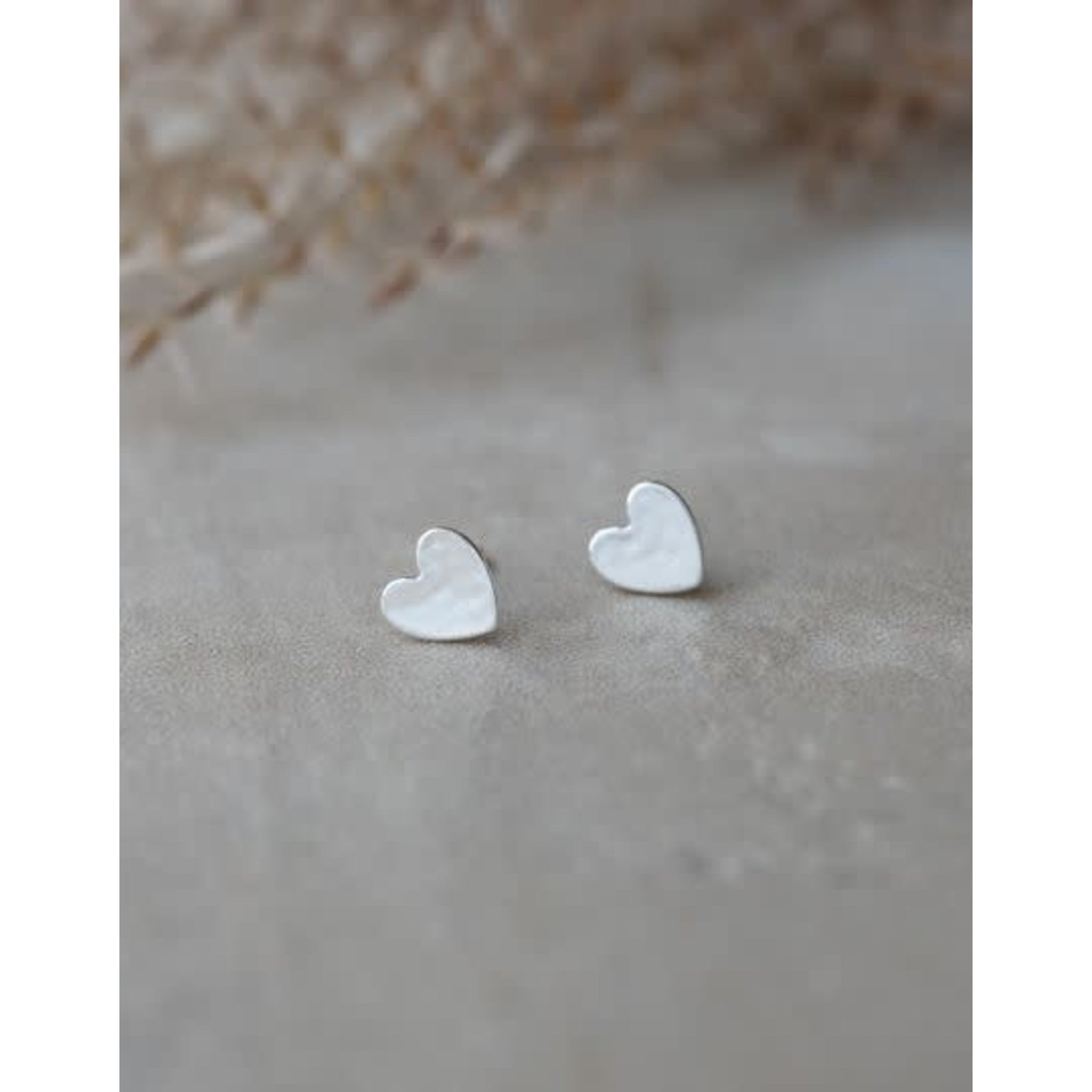 AMADO STUD-Earrings-GLEE-SILVER-Coriander