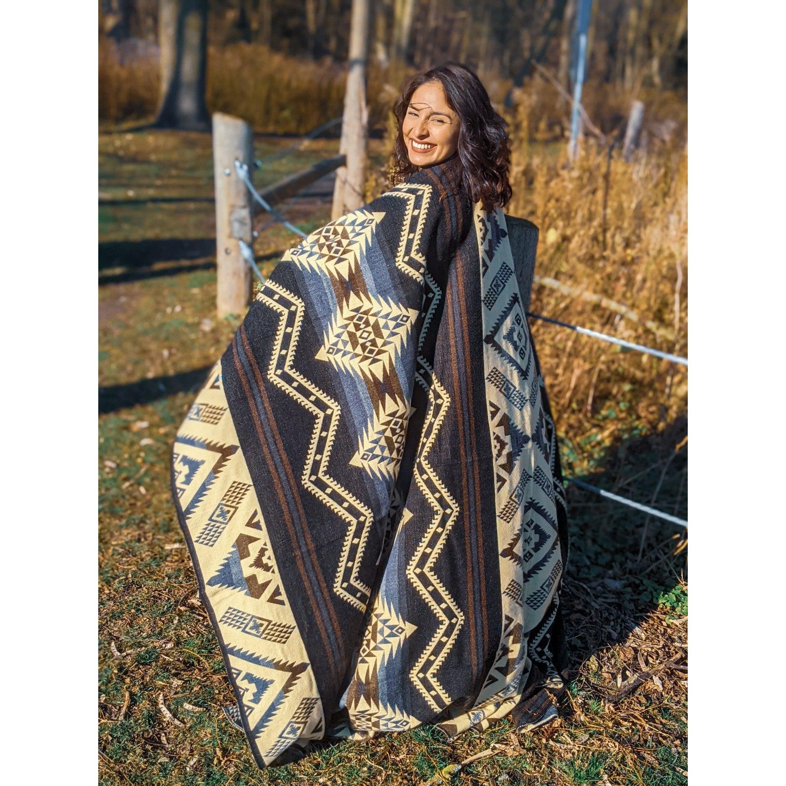 EARTHY ALPACA BLANKET-decor-LITTLE OTAVALO-Coriander