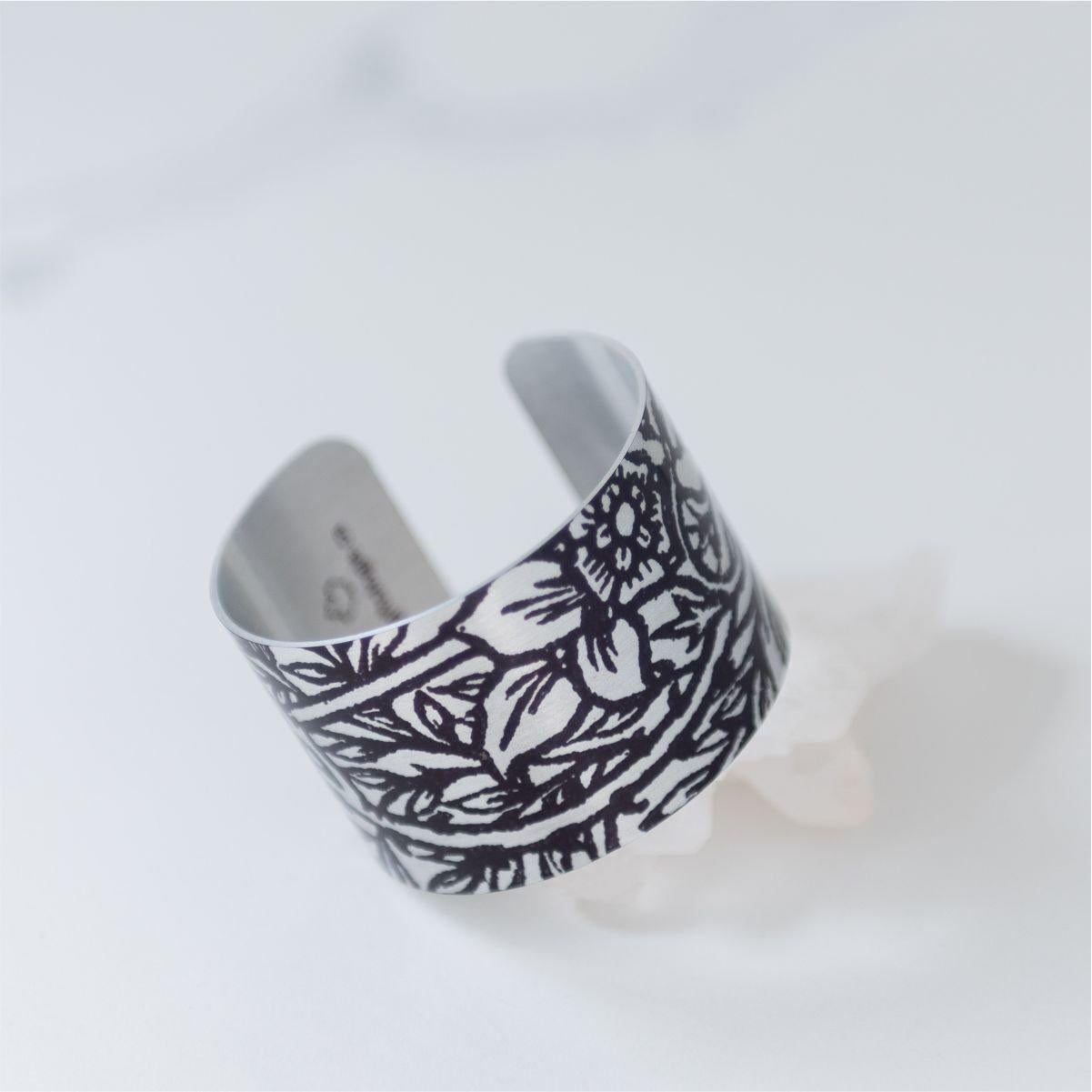 INK BLOT CUFF-Bracelet-Giftologie-Coriander