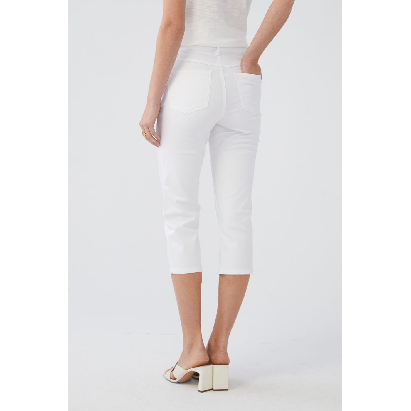 SUZANNE STRAIGHT CAPRI-Denim-FRENCH DRESSING JEANS-4-WHITE-Coriander